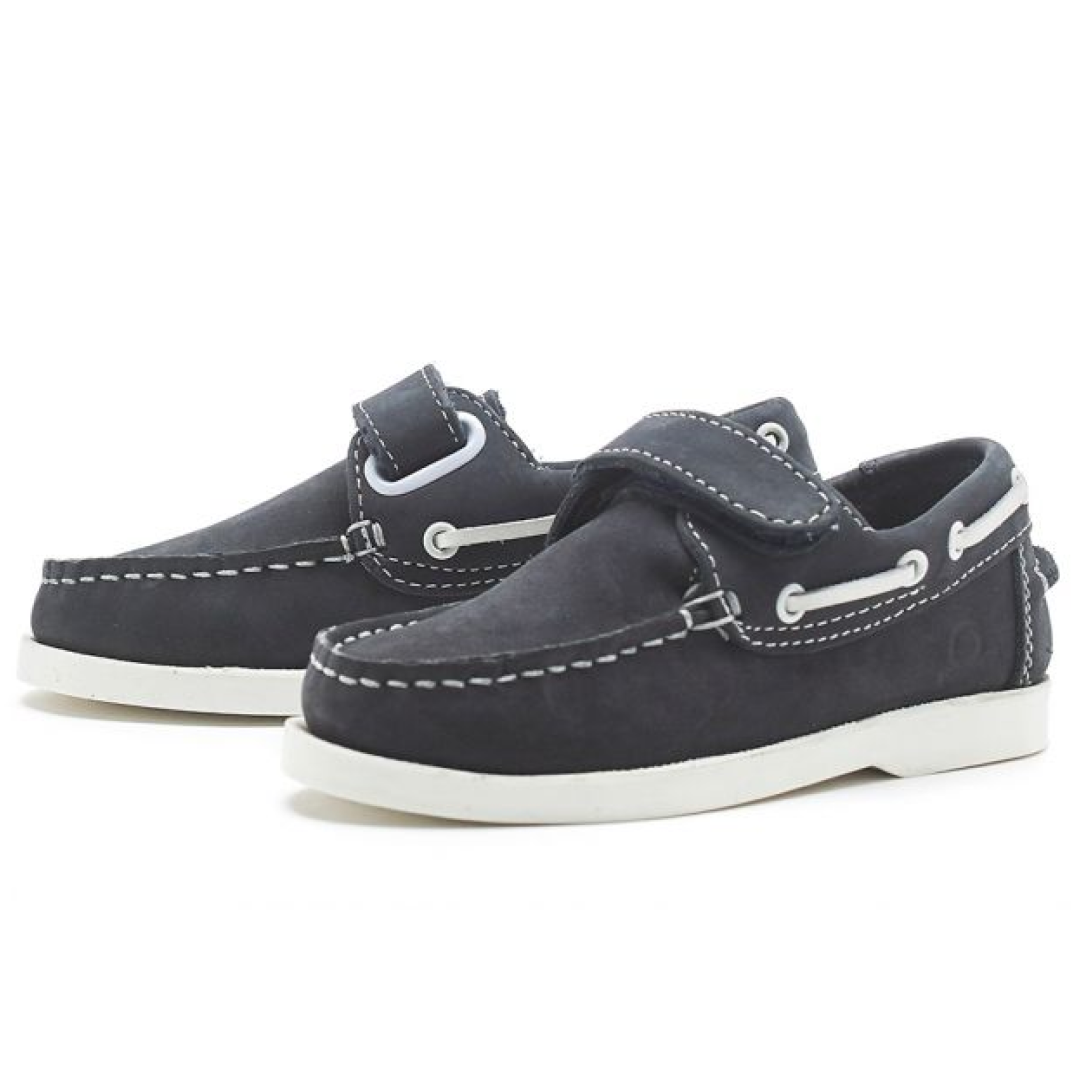 Chatham Oliver Kids Velcro Boat Shoes#colour_navy