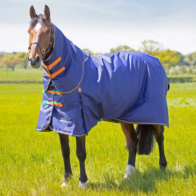 Shires Highlander Original 100g Turnout Rug & Neck #colour_navy